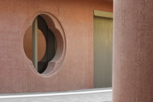 Renovation and Extension of the Sipeki Balás Villa / Atelier dmb - Image 7 of 21