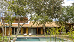 Casa Chamego / Pablo Patriota Arquitetos Associados