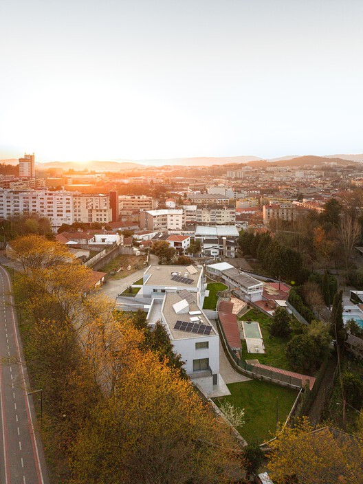 Two Houses in Guimarães / felixARQS - Daniel félix Architects Two Houses in Guimarães / felixARQS - Daniel félix Architects - Exterior Photography