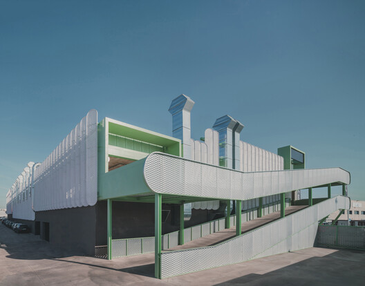 Leganés Auto Center / OOIIO Arquitectura - Exterior Photography