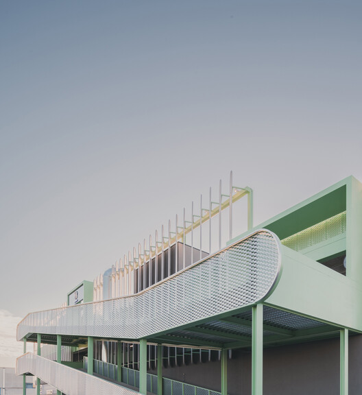 Leganés Auto Center / OOIIO Arquitectura - Image 6 of 32