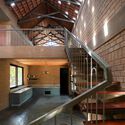 Kripanilay Farmhouse / HabitArt Architecture Studio - Interior Photography, Sustainability, Kitchen, Beam