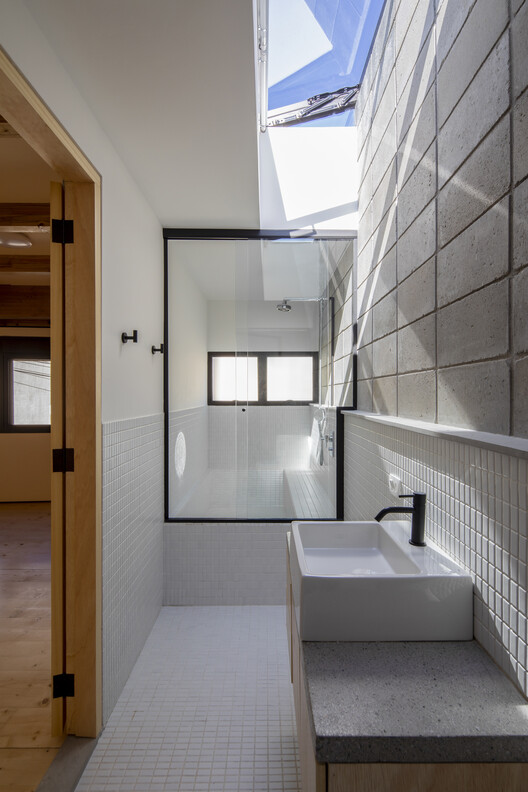 House in Pompéia / 23 SUL House in Pompéia / 23 SUL - Interior Photography, Bathroom, Wood, Glass