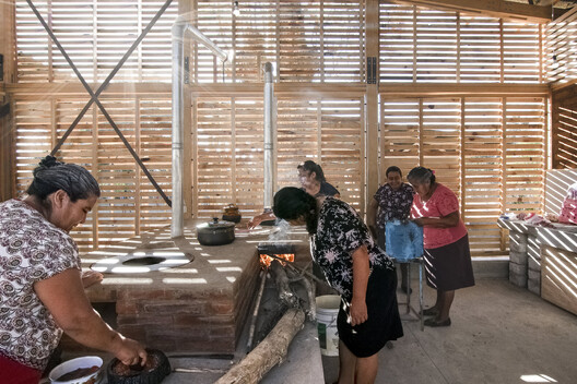 Centro de Cultura e Ecologia Quiané – Fase 2 / Universidade de Ciências Aplicadas de Munique + Frente por la Defensa de la Tierra + Comunidade de Santa Catarina Quiané + CAMPO + Atarraya Taller de Arquitectura - Fotografia de Interiores, Madeira