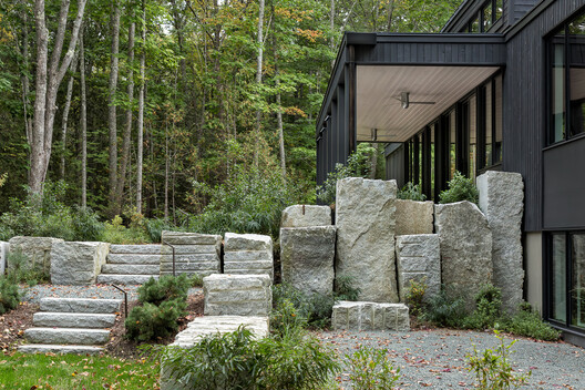 House at Town's Edge / ElliottArchitects - Exterior Photography, Garden