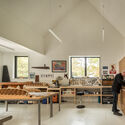 House at Town's Edge / ElliottArchitects - Houses