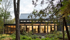 House at Town's Edge / ElliottArchitects