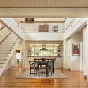 Farmhouse in a Meadow / ElliottArchitects - Houses