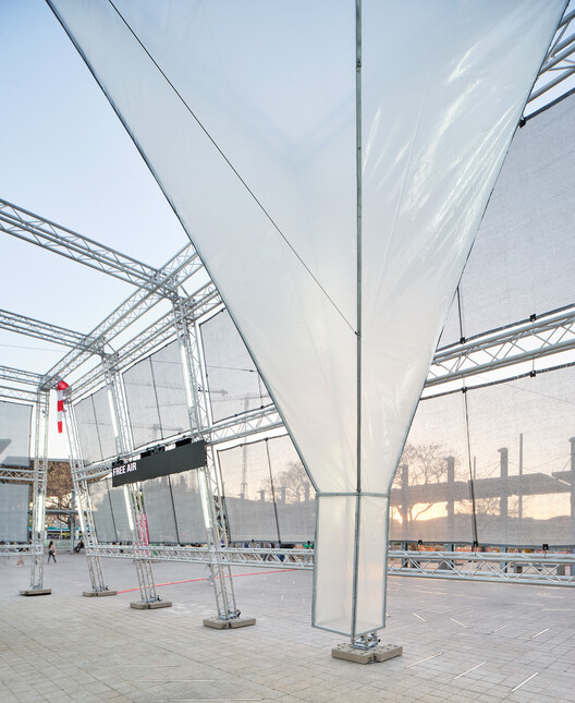 "Calibrated Instability": Daryan Knoblauch on Building With Tension, Time, and Light - Image 3 of 9