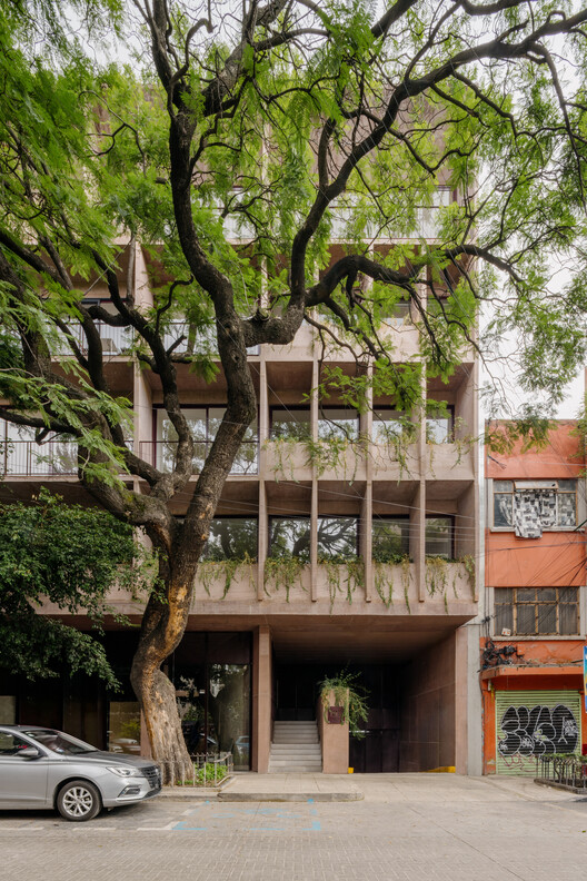 Edificio 187, Londres / CCA | Bernardo Quinzaños + Olga Romano - Fotografía de exteriores
