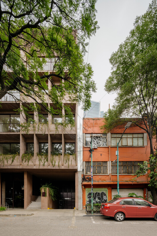 Londres 187 Building / CCA | Bernardo Quinzaños  + Olga Romano - Exterior Photography