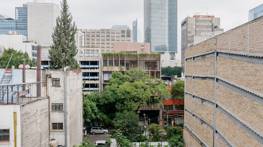 Londres 187 Building / CCA | Bernardo Quinzaños  + Olga Romano - Exterior Photography