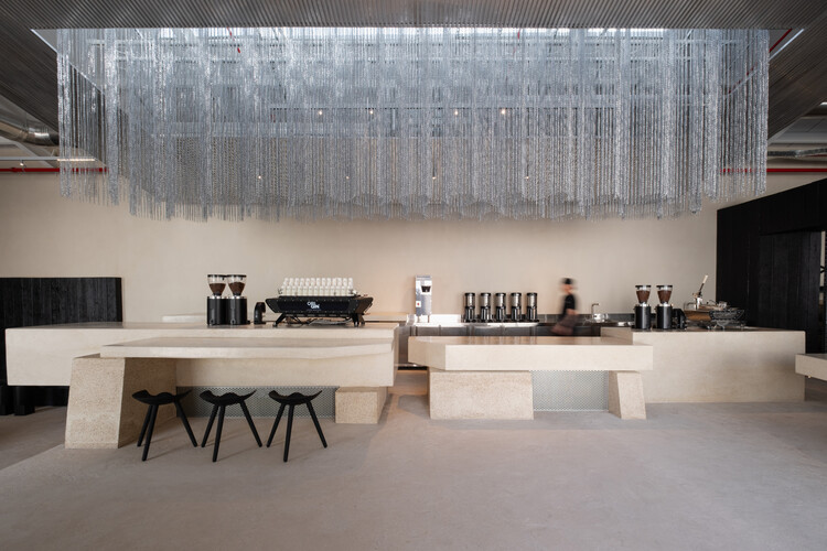 Origin Cafe and Roasters Jax /  S.DA - Interior Photography, Column