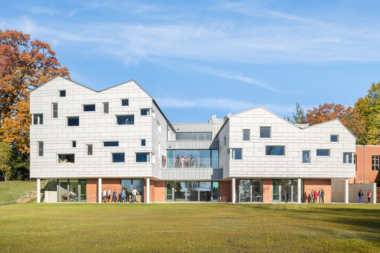 Designing for Time: Material Aging as a Design Strategy - Image 2 of 11
