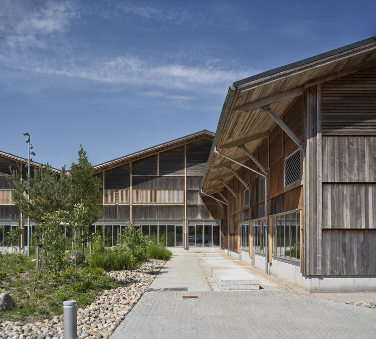 From Warehouse to Innovation Hub: Renovation, Reuse and Human-Centered Design for Lower Environmental Impact - Featured Image