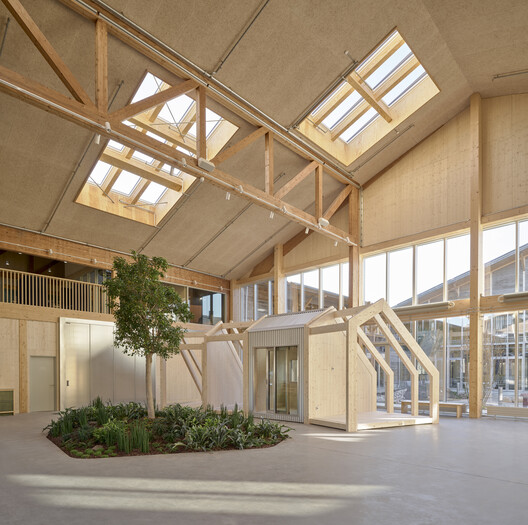 From Warehouse to Innovation Hub: Renovation, Reuse and Human-Centered Design for Lower Environmental Impact - Image 7 of 18