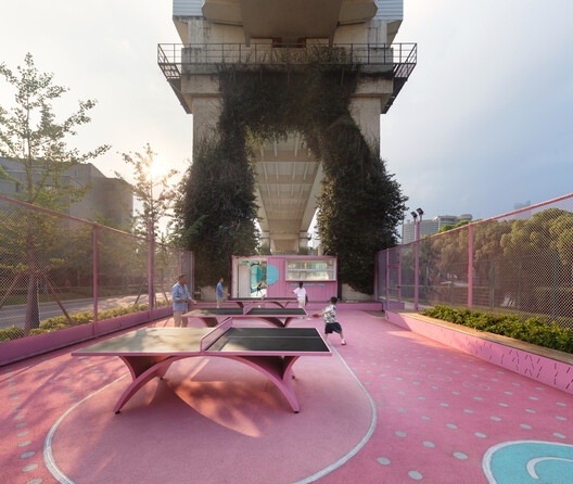 the Happy Spot under the Light Rail / VIASCAPE design