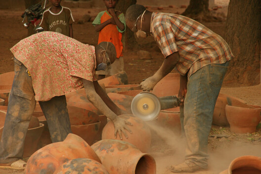 Architecture that Empowers Communities: The Stories Behind Francis Kéré’s Projects - Image 20 of 30