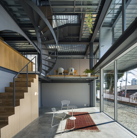 House in Kitano / Tomohiro Hata Architect and Associates - Interior Photography, Stairs, Balcony