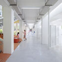 Little Aesthetic Hub / YARCH + ATELIERII - Schools 