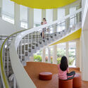 Little Aesthetic Hub / YARCH + ATELIERII - Schools 
