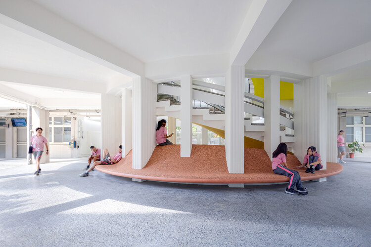 Little Aesthetic Hub / YARCH + ATELIERII - Image 6 of 17