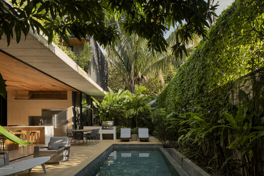 The Calm House / Carazo Arquitectura The Calm House / Carazo Arquitectura - Exterior Photography, Balcony