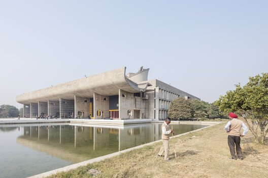 20th Century Design in Flux: ArchDaily’s May Editorial Focus - Image 2 of 10