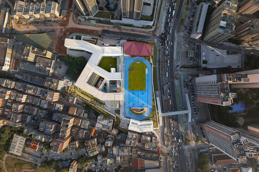 Shenzhen Longhua Foreign Languages School (Fucheng Campus) / Z&Z STUDIO Shenzhen Longhua Foreign Languages School (Fucheng Campus) / Z&Z STUDIO - Exterior Photography, Aerial View Photography, Cityscape