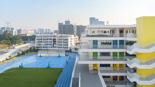 Shenzhen Longhua Foreign Languages School (Fucheng Campus) / Z&Z STUDIO Shenzhen Longhua Foreign Languages School (Fucheng Campus) / Z&Z STUDIO - Exterior Photography