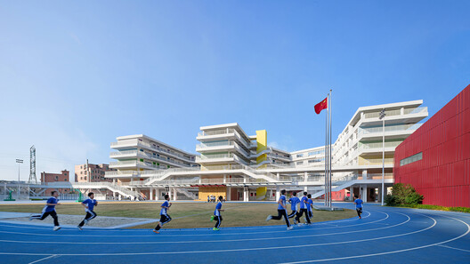 Shenzhen Longhua Foreign Languages School (Fucheng Campus) / Z&Z STUDIO Shenzhen Longhua Foreign Languages School (Fucheng Campus) / Z&Z STUDIO - Exterior Photography