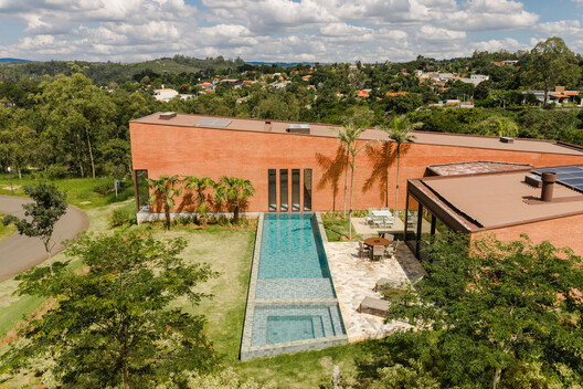 Casa Dahora / Sergio Sampaio Archi + Tectônica Casa Dahora / Sergio Sampaio Archi + Tectônica - Exterior Photography, Courtyard