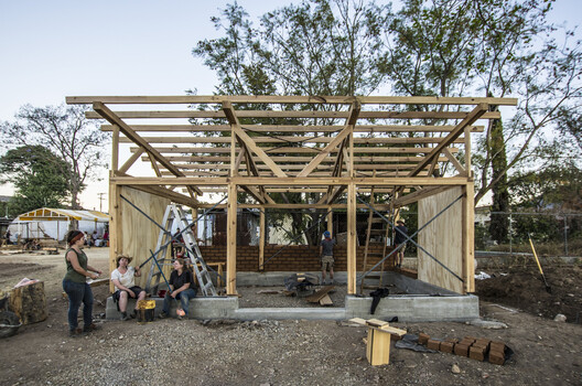 Quiané Center for Culture and Ecology – Phase I / Universidad de Ciencias Aplicadas de Múnich + Frente por la Defensa de la Tierra + Comunidad de Santa Catarina Quiané + CAMPO - Exterior Photography, Wood, Beam