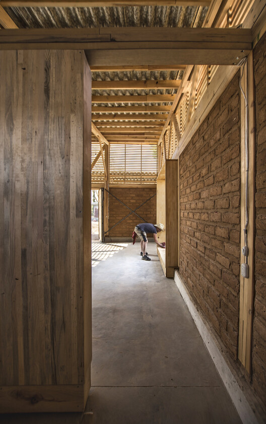Quiané Center for Culture and Ecology – Phase I / Universidad de Ciencias Aplicadas de Múnich + Frente por la Defensa de la Tierra + Comunidad de Santa Catarina Quiané + CAMPO - Interior Photography, Wood, Beam