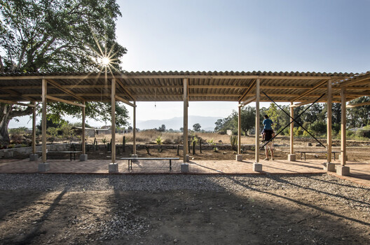 Quiané Center for Culture and Ecology – Phase I / Universidad de Ciencias Aplicadas de Múnich + Frente por la Defensa de la Tierra + Comunidad de Santa Catarina Quiané + CAMPO - Image 17 of 53