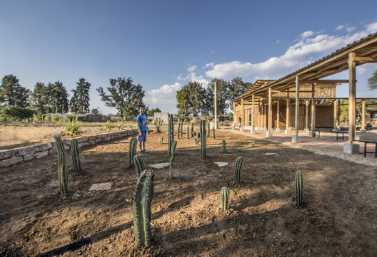 Quiané Center for Culture and Ecology – Phase I / Universidad de Ciencias Aplicadas de Múnich + Frente por la Defensa de la Tierra + Comunidad de Santa Catarina Quiané + CAMPO - Image 14 of 53