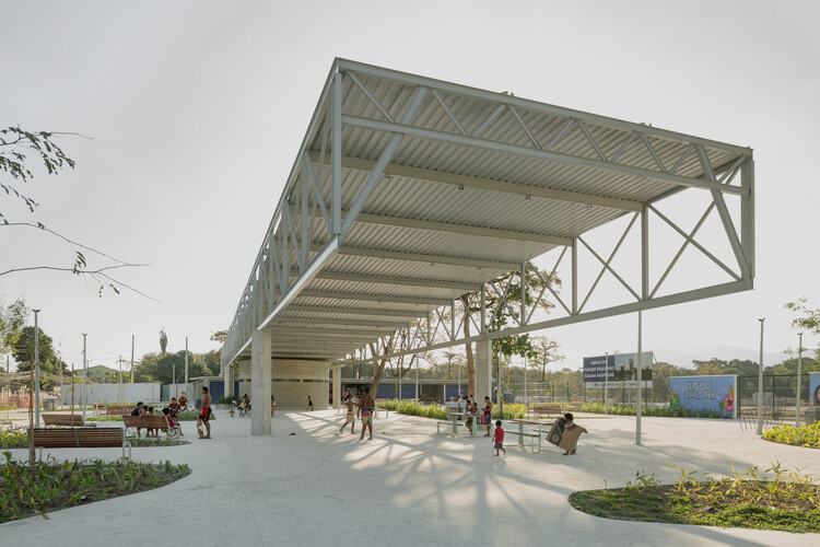 A Project in Motion: The Story Behind Realengo Park Market Square in Rio de Janeiro - Featured Image