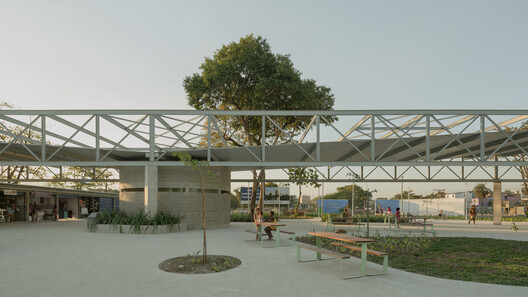 A Project in Motion: The Story Behind Realengo Park Market Square in Rio de Janeiro A Project in Motion: The Story Behind Realengo Park Market Square in Rio de Janeiro - Image 5 of 23