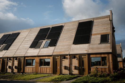 ORGA Completes Carbon-Negative Biobased Housing Prototype in Marknesse, Netherlands - Image 2 of 11