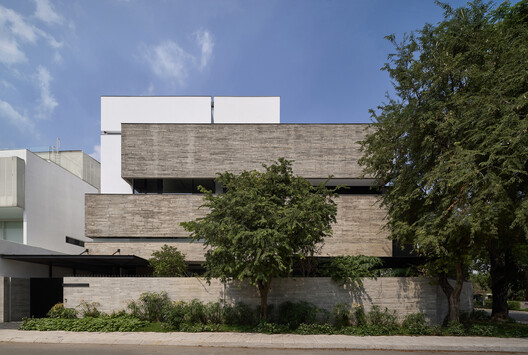 Villa 68 / MAS Architecture Workshop