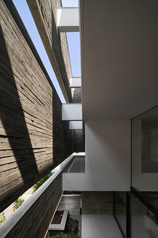 Villa 68 / MAS Architecture Workshop - Image 23 of 33