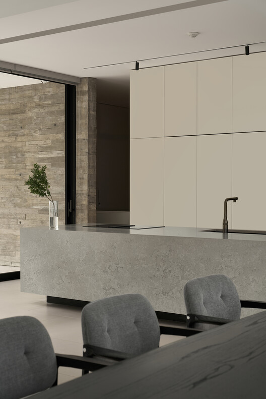 Villa 68 / MAS Architecture Workshop - Interior Photography, Table, Chair, Concrete
