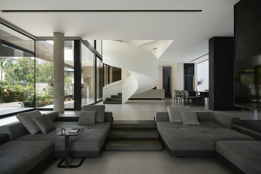 Villa 68 / MAS Architecture Workshop - Image 2 of 33