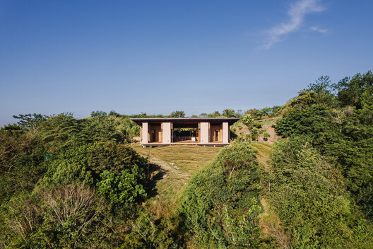 Casa Barro / Norenaarquitectos