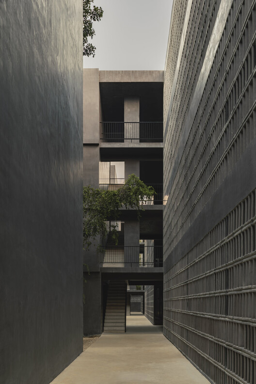 Casa Selva - Housing for Hospitality Workers / anonimous + g3arquitectos + Jesús Vassallo Casa Selva - Housing for Hospitality Workers / anonimous + g3arquitectos + Jesús Vassallo - Image 18 of 47