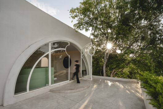 Casa Eclipse / Etea + Ghostframe - Fotografía exterior, Arco