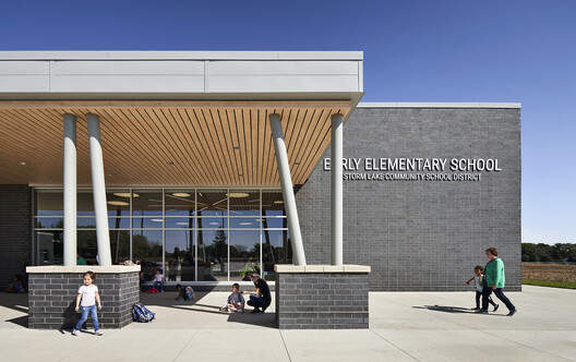 Evolving Classrooms for Diverse Minds and Futures - Image 20 of 39