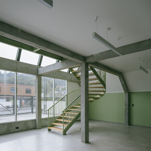 Edificio Mampara / RR & PZ - Imagen 5 de 19