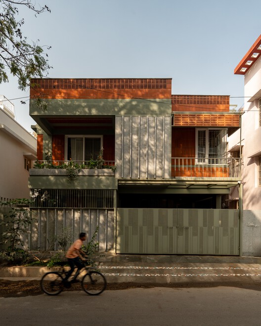 Srila House / Wright Inspires