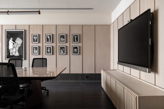 The Spatial Continuum / Abin Design Studio The Spatial Continuum / Abin Design Studio - Interior Photography, Wood, Chair
